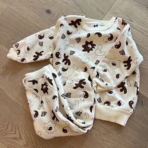 By Billie yin and Yang set